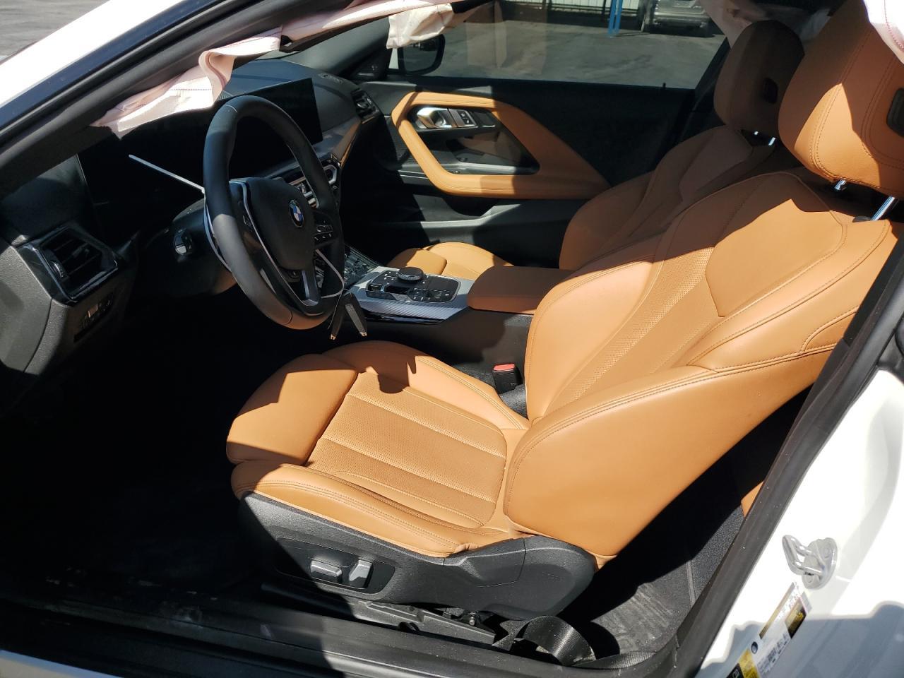 2023 BMW 230Xi - Image 7