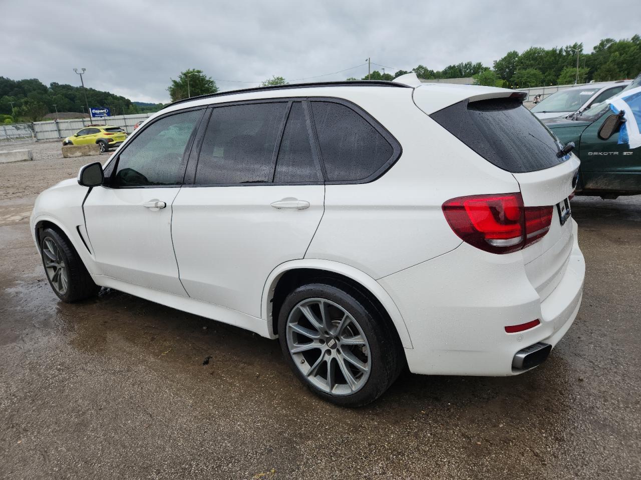 2017 BMW X5 xDrive50I - Фото 2