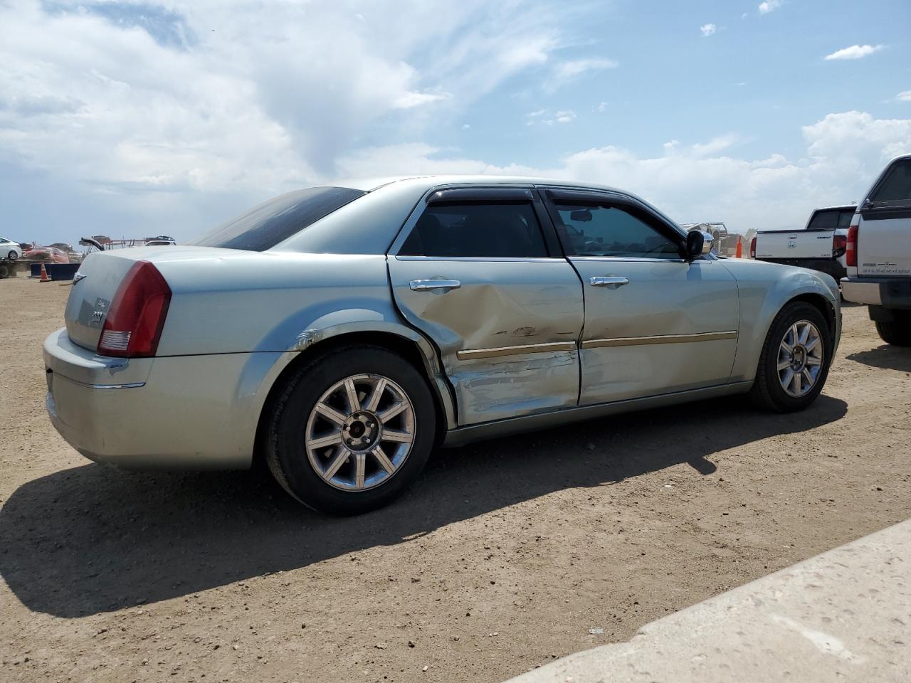 2006 Chrysler 300 Touring - Image 3