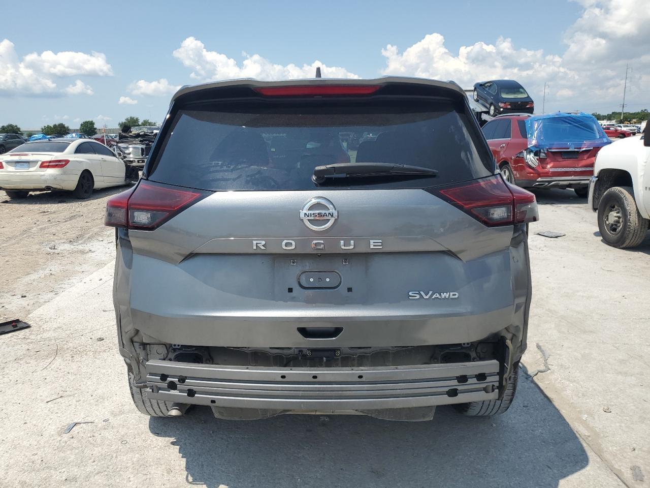 2021 Nissan Rogue Sv - Image 6