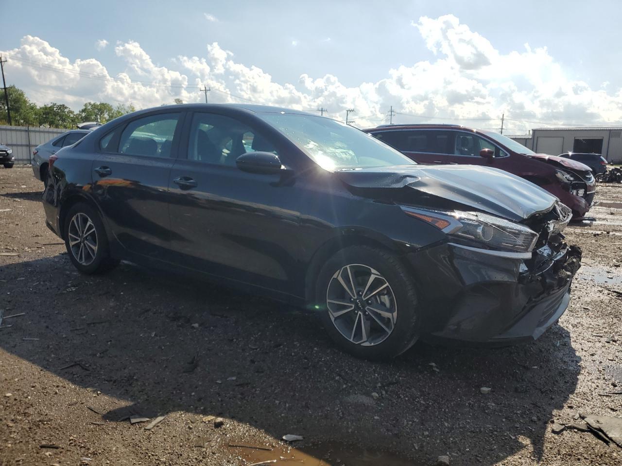 2024 Kia Forte Lx - Фото 4