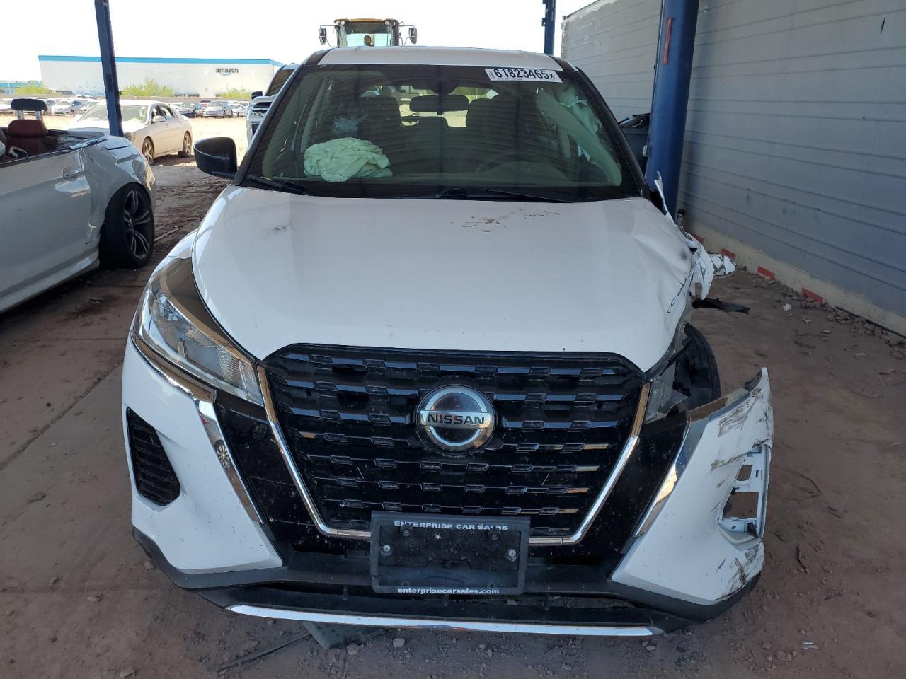 2021 Nissan Kicks S - Фото 5