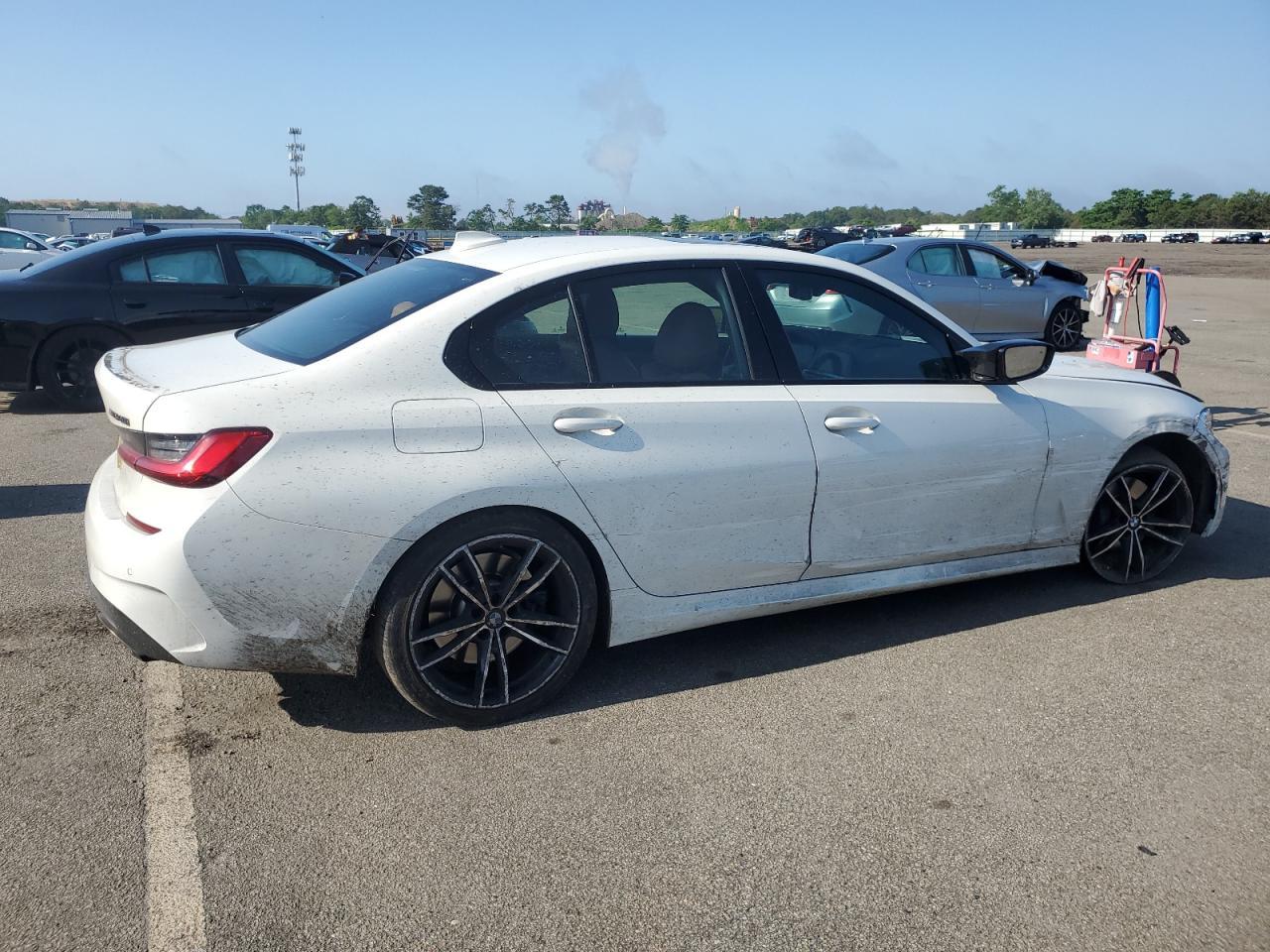 2021 BMW M340Xi - Фото 3