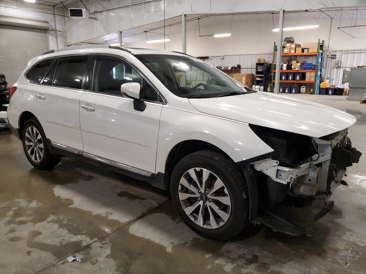 2019 Subaru Outback Touring - Фото 4