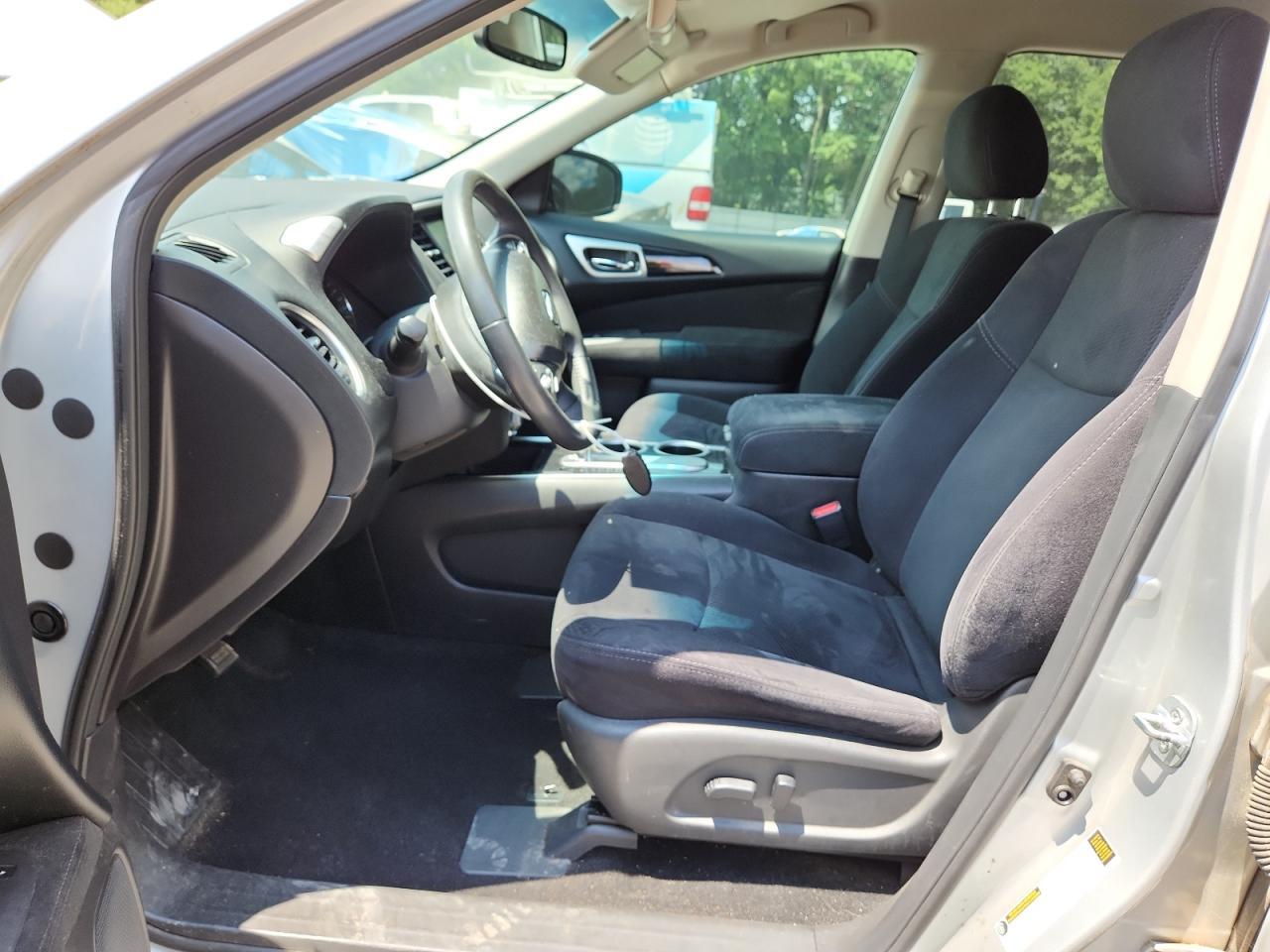 2016 Nissan Pathfinder S - Фото 7