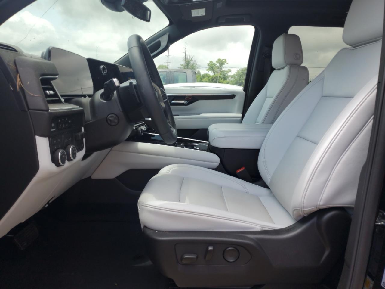 2025 Chevrolet Tahoe K1500 Premier - Фото 7