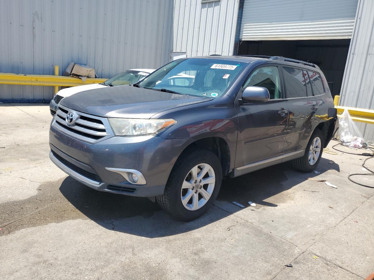 2013 Toyota Highlander Base