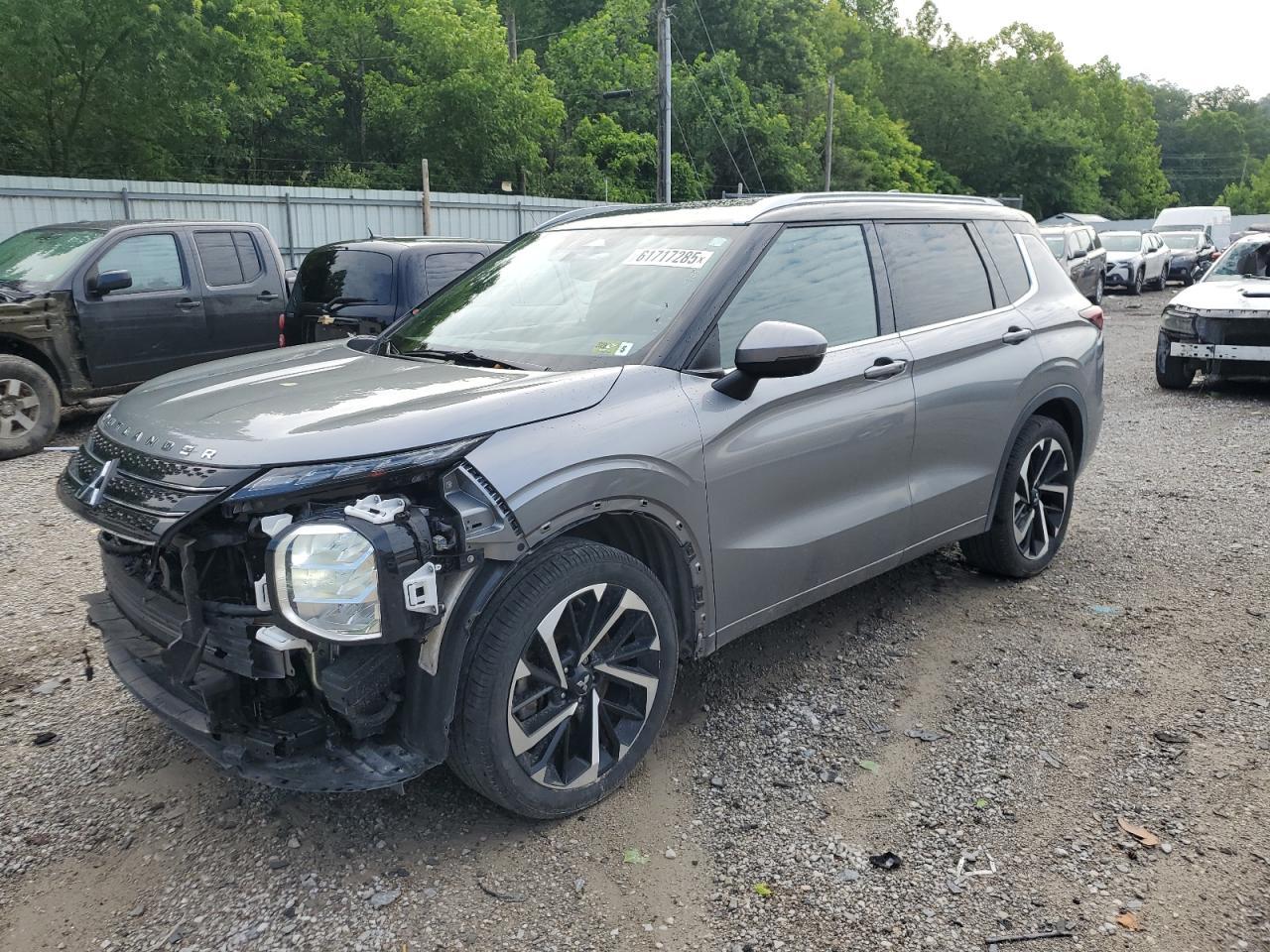 2023 Mitsubishi Outlander Sel