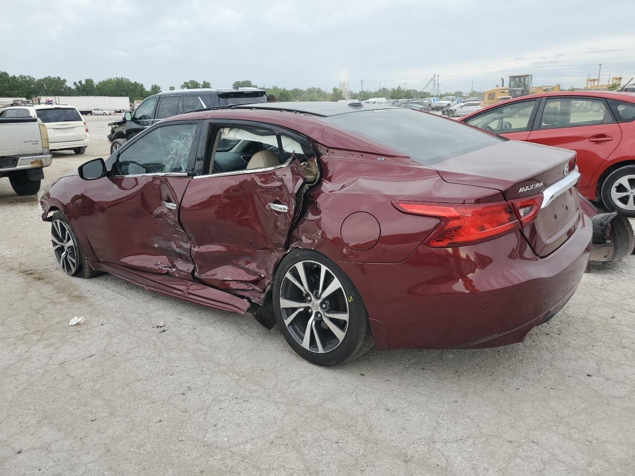 2017 Nissan Maxima 3.5S - Image 2