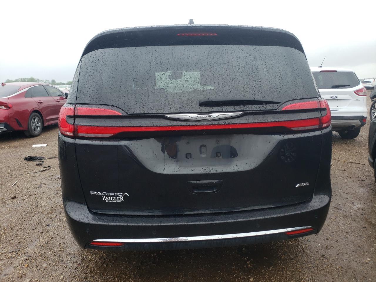 2023 Chrysler Pacifica Touring L - Image 6