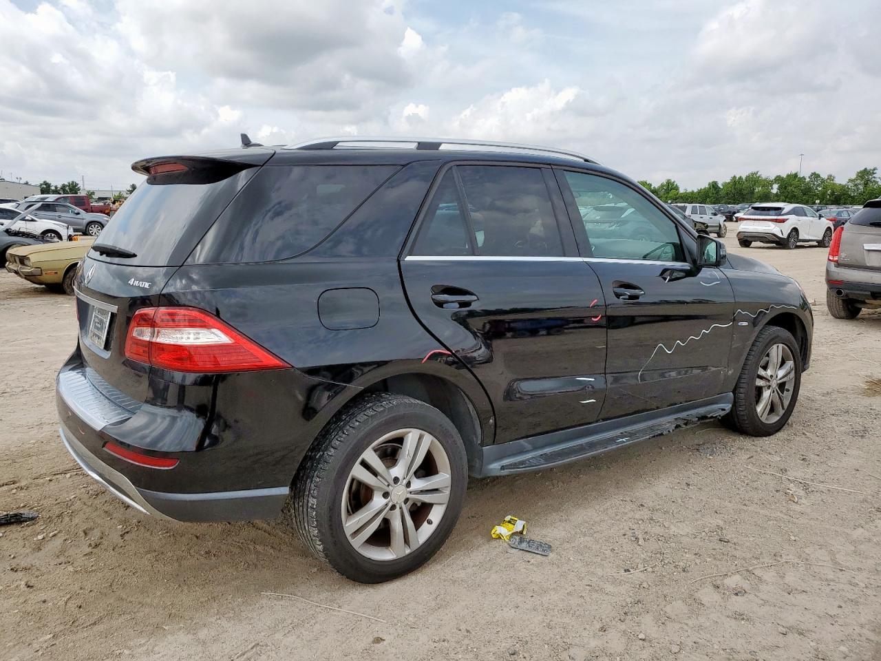 2012 Mercedes-Benz Ml 350 4Matic - Image 3