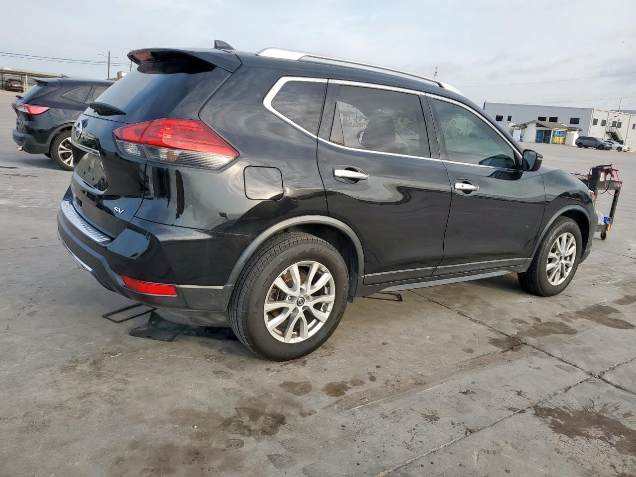 2017 Nissan Rogue S - Фото 3