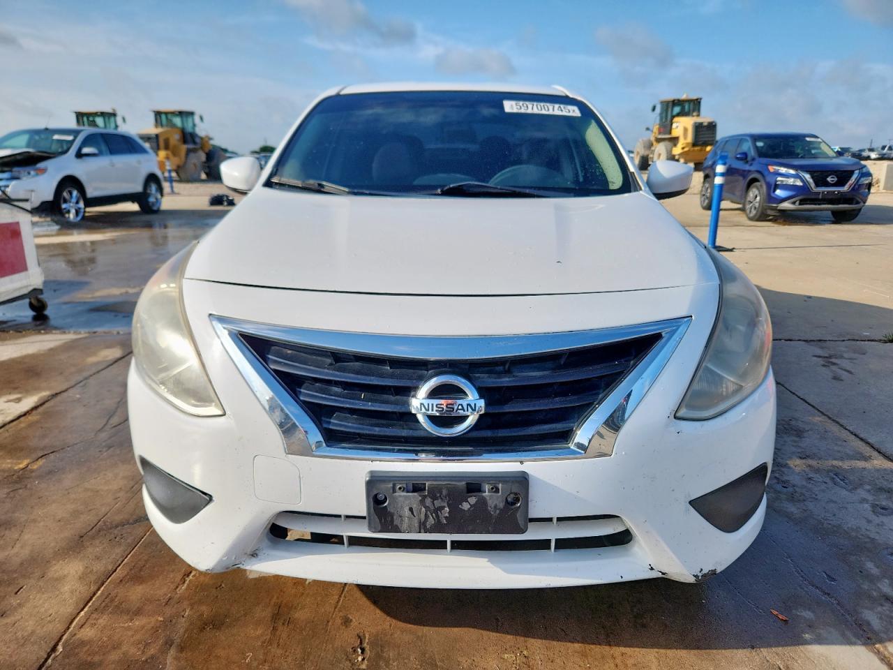 2017 Nissan Versa S - Image 5