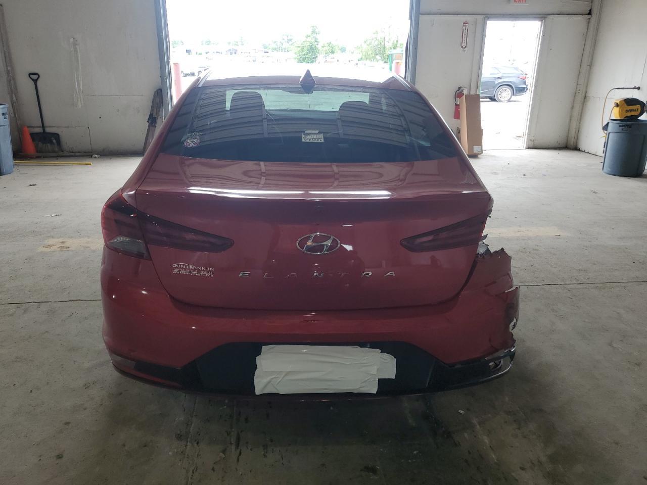 2020 Hyundai Elantra Sel - Фото 6