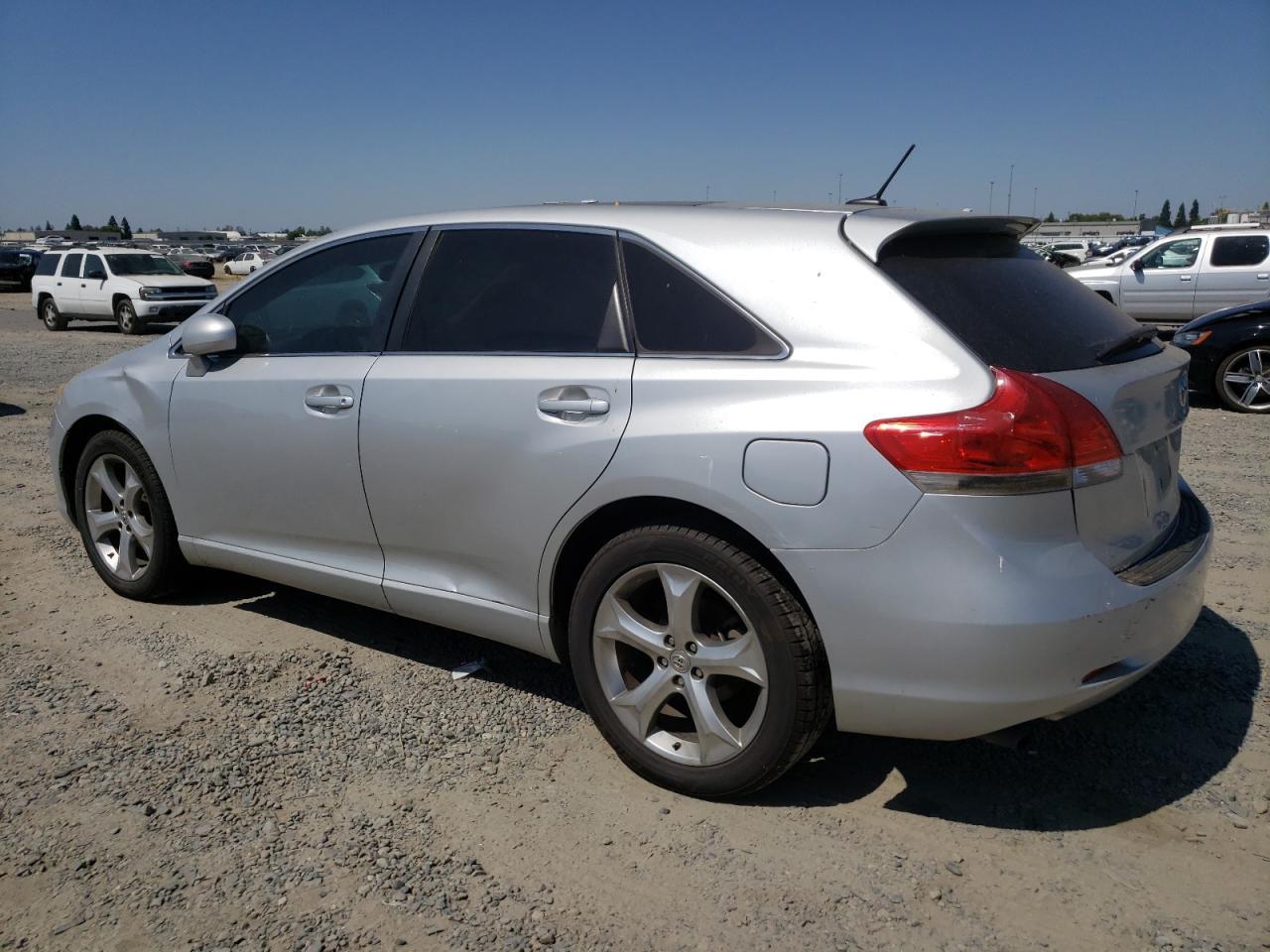 2009 Toyota Venza - Фото 2
