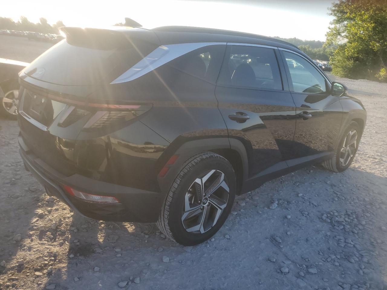 2022 Hyundai Tucson Limited - Фото 3