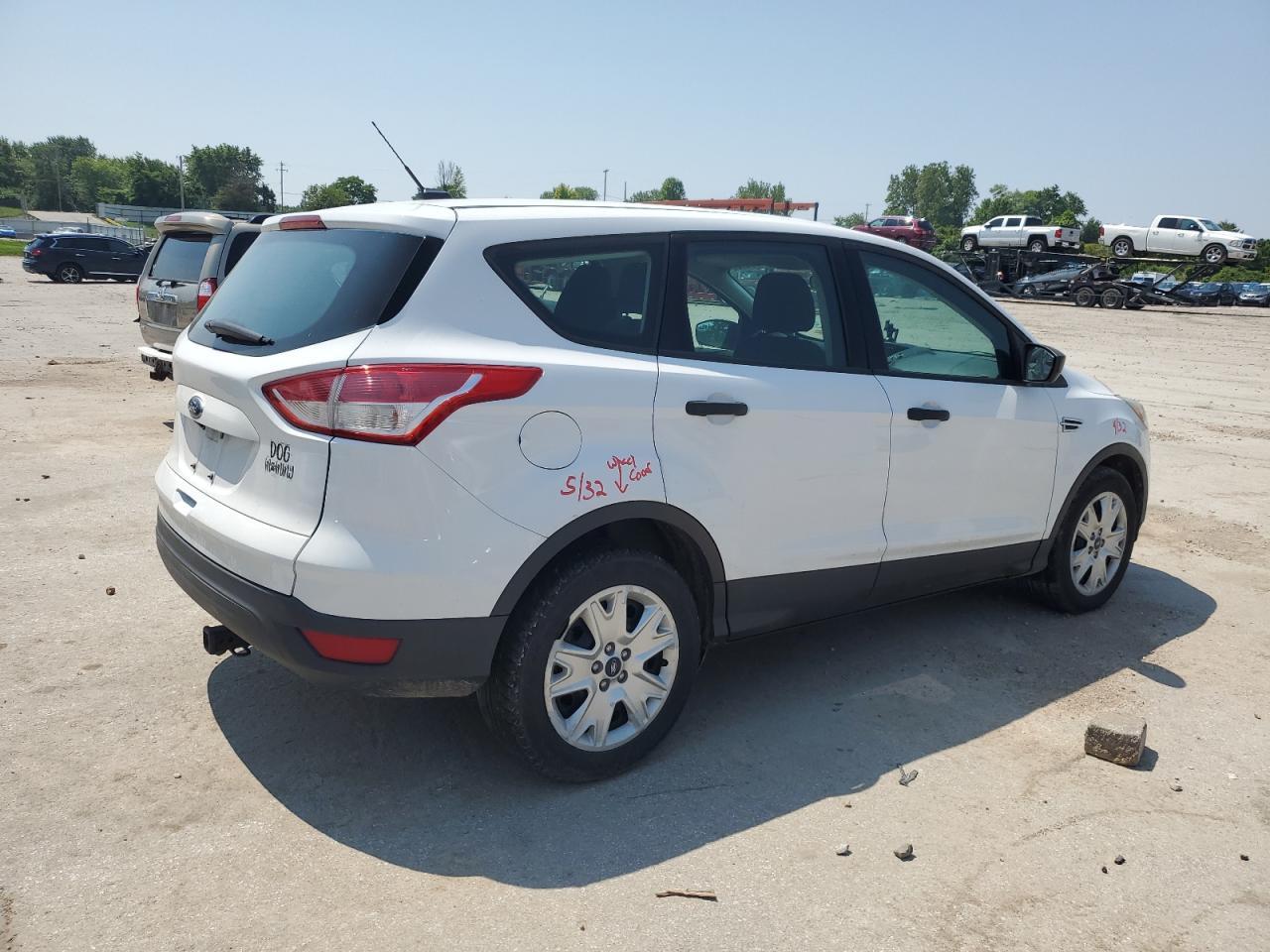 2016 Ford Escape S - Фото 3