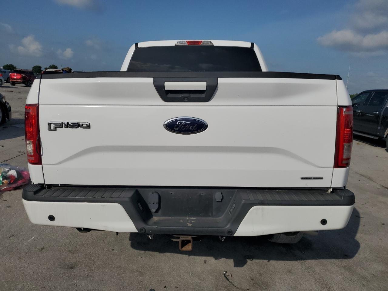 2015 Ford F150 Supercrew - Фото 6