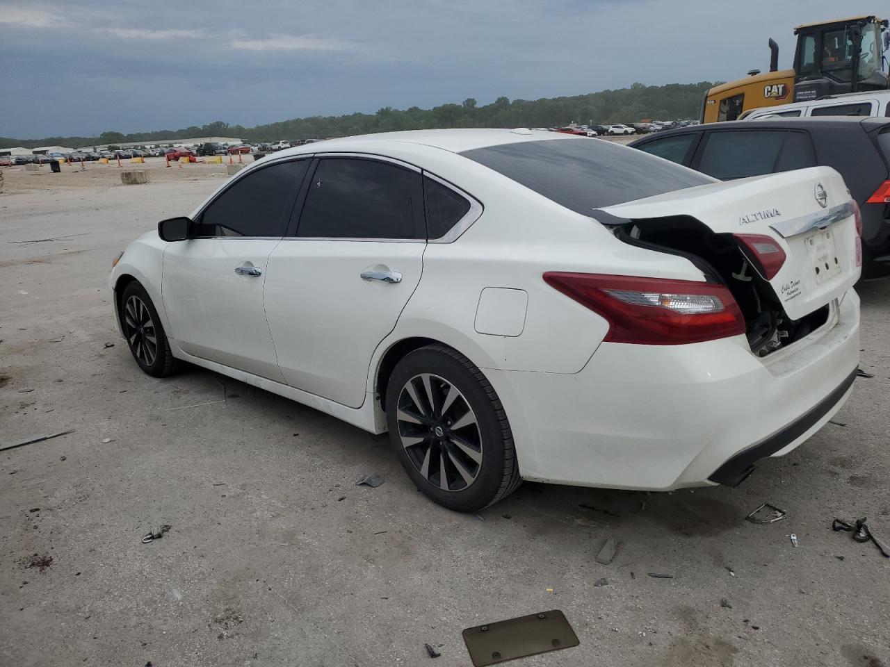 2018 Nissan Altima 2.5 - Image 2