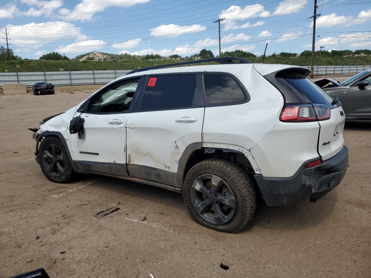 2019 Jeep Cherokee Latitude Plus - Image 2