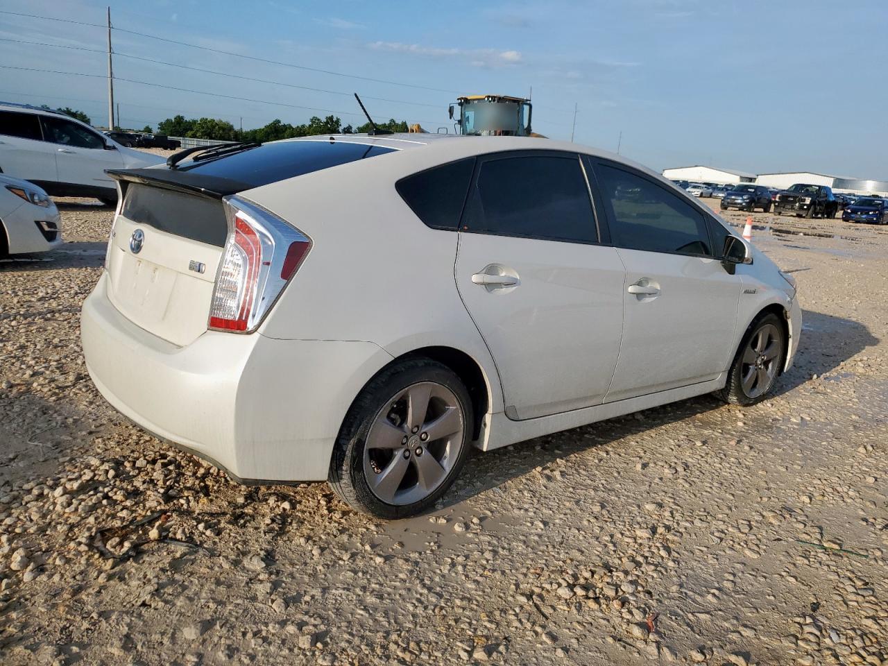2015 Toyota Prius - Фото 3