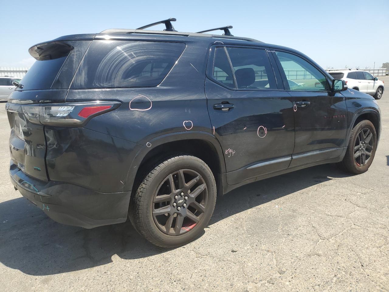 2018 Chevrolet Traverse Premier - Фото 3