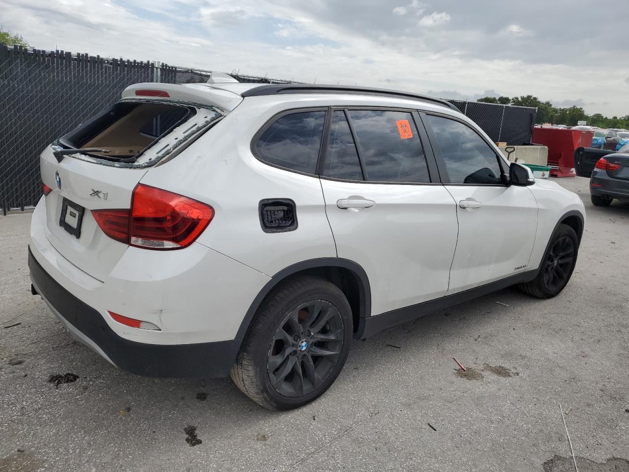2015 BMW X1 xDrive28I - Image 3