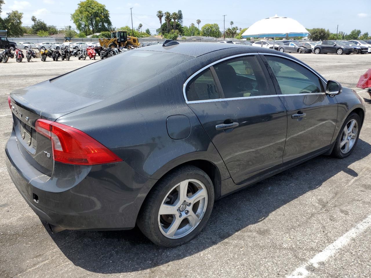 2012 Volvo S60 T5 - Фото 3