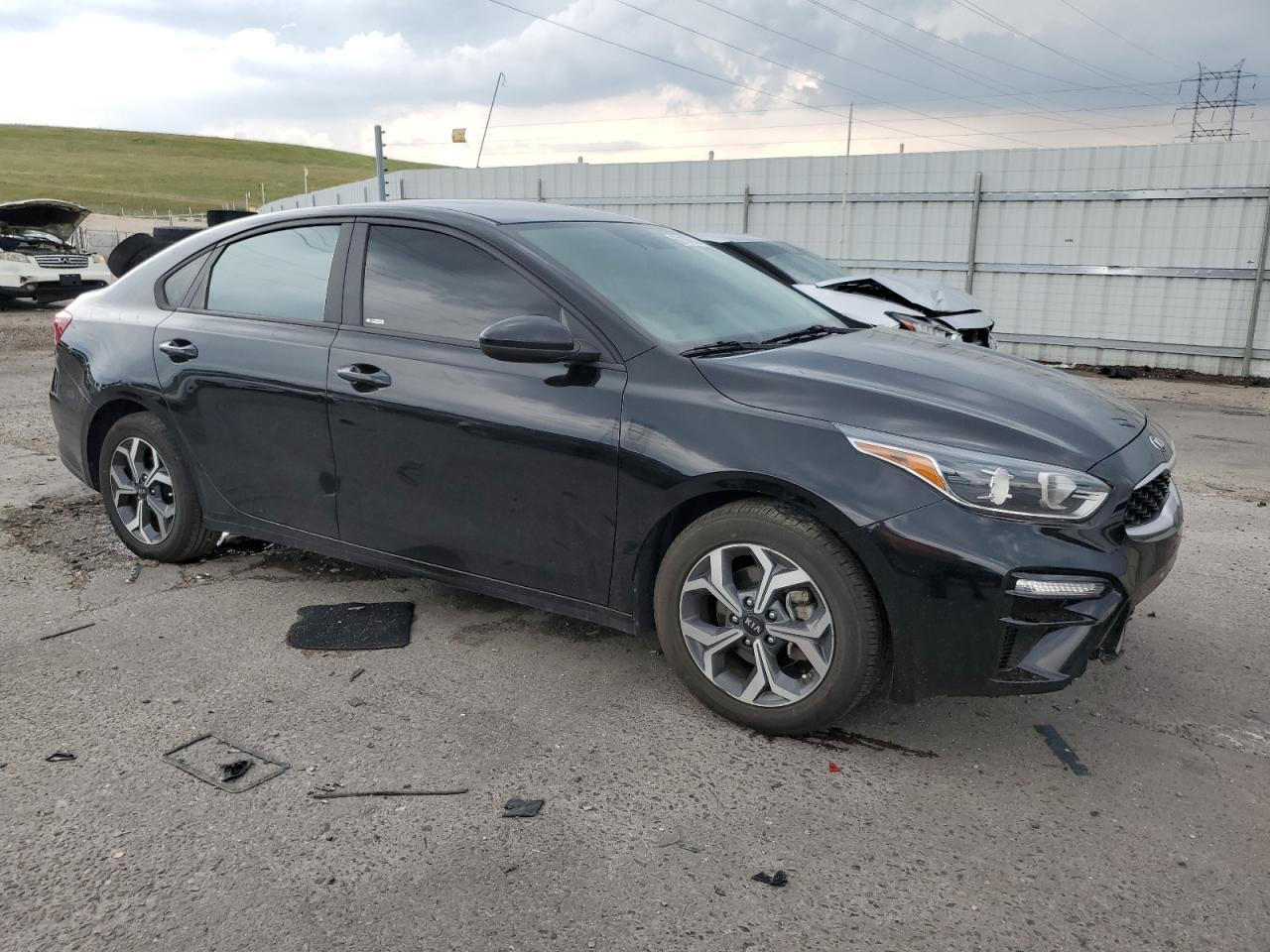 2021 Kia Forte Fe - Фото 4