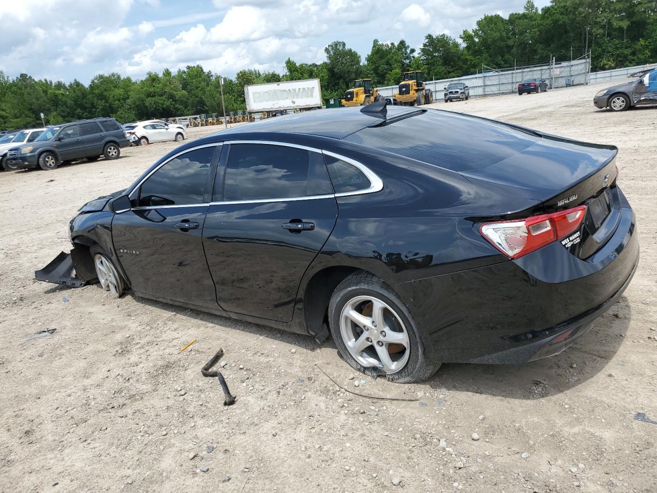 2018 Chevrolet Malibu Ls - Фото 2