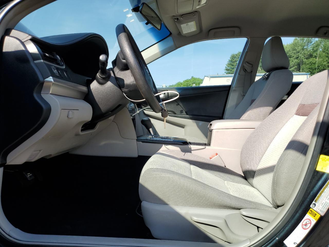 2012 Toyota Camry L - Фото 7