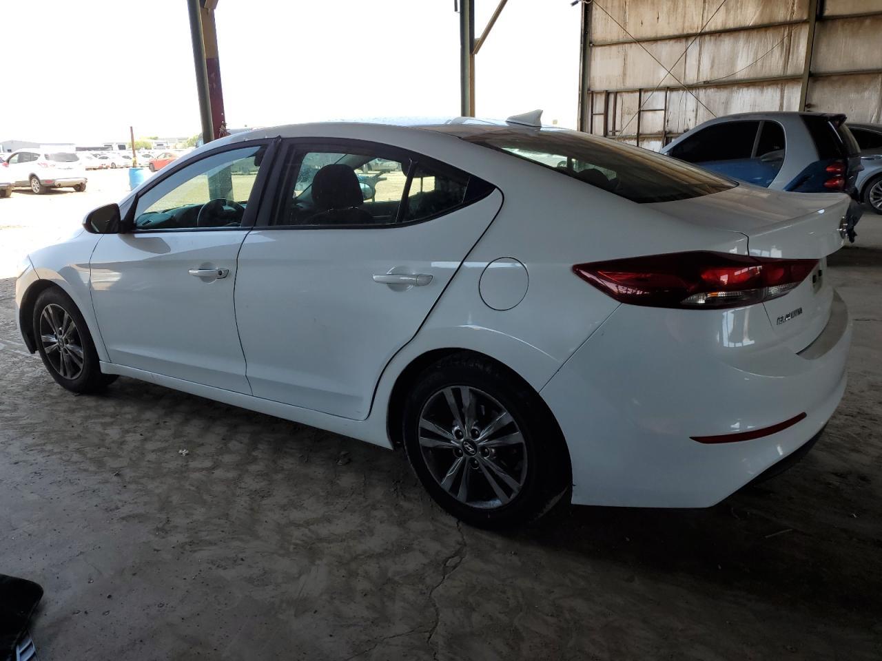 2018 Hyundai Elantra Sel - Фото 2