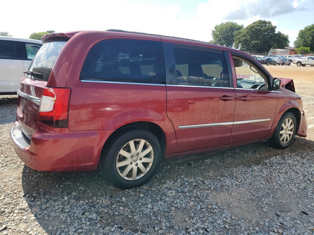 2014 Chrysler Town & Country Touring - Image 3