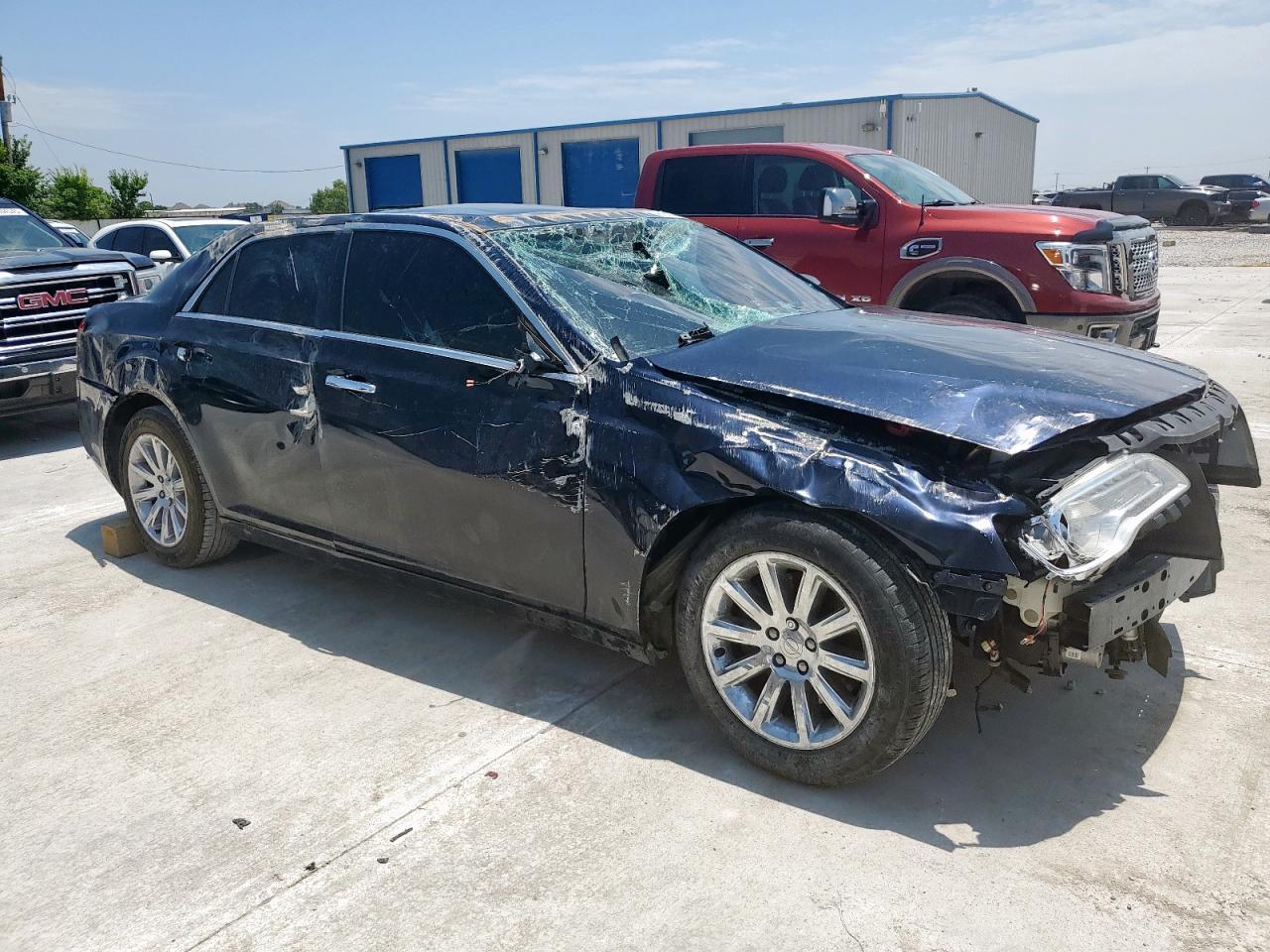 2011 Chrysler 300C - Фото 4