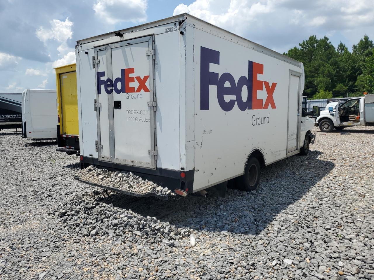 2017 Chevrolet Express G3500 - Фото 3