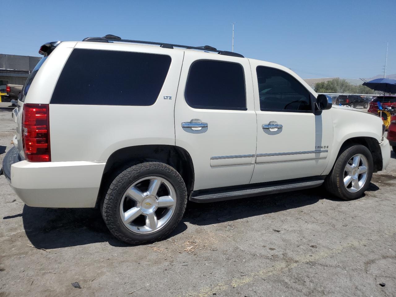 2014 Chevrolet Tahoe C1500 Ltz - Фото 3