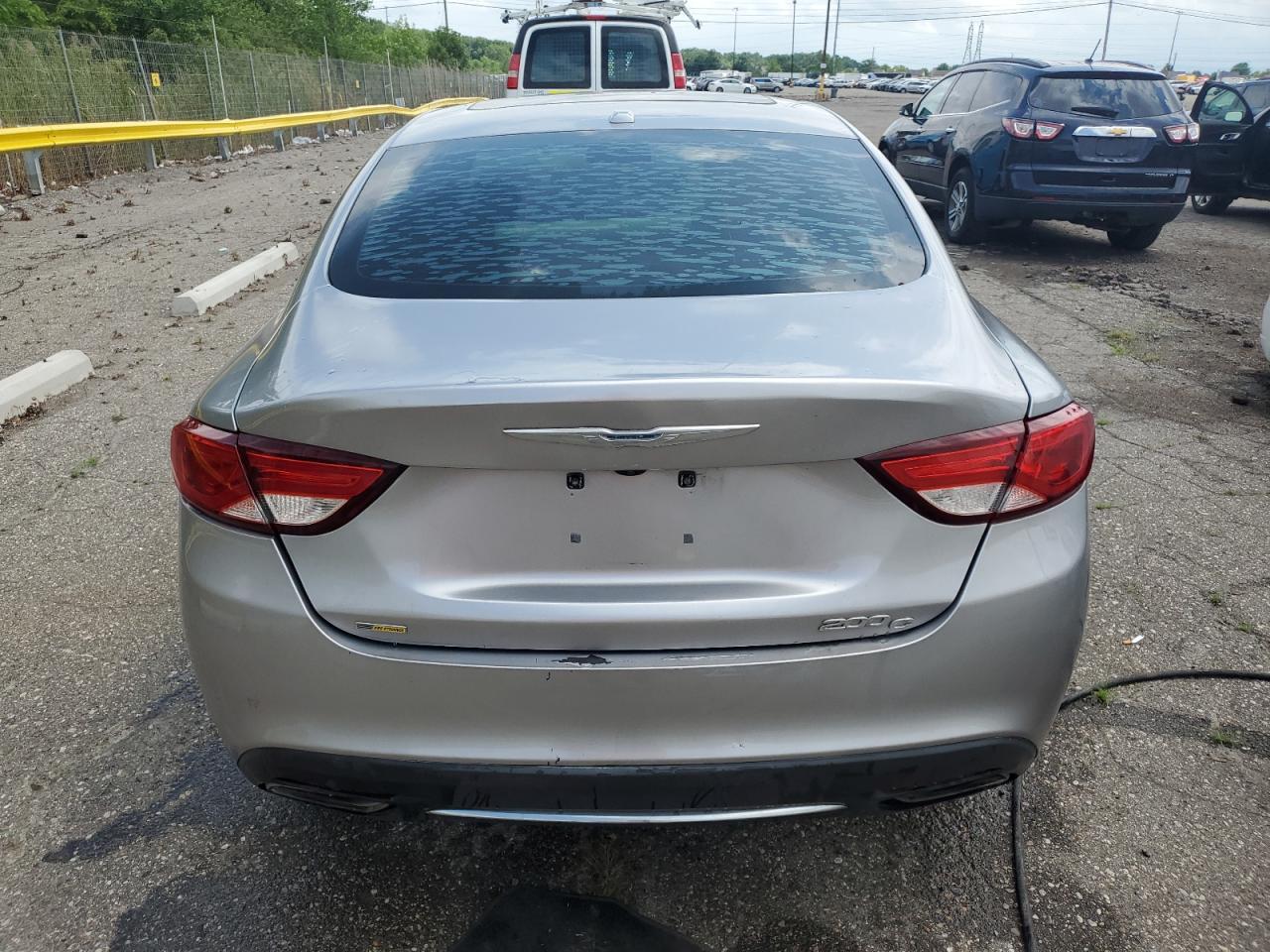 2015 Chrysler 200 C - Фото 6