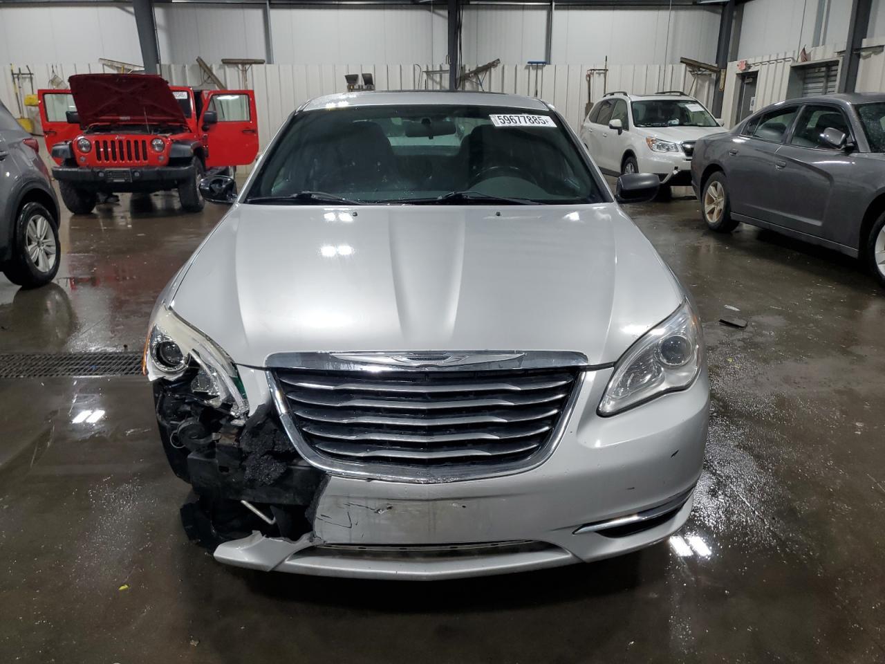 2011 Chrysler 200 Touring - Image 5