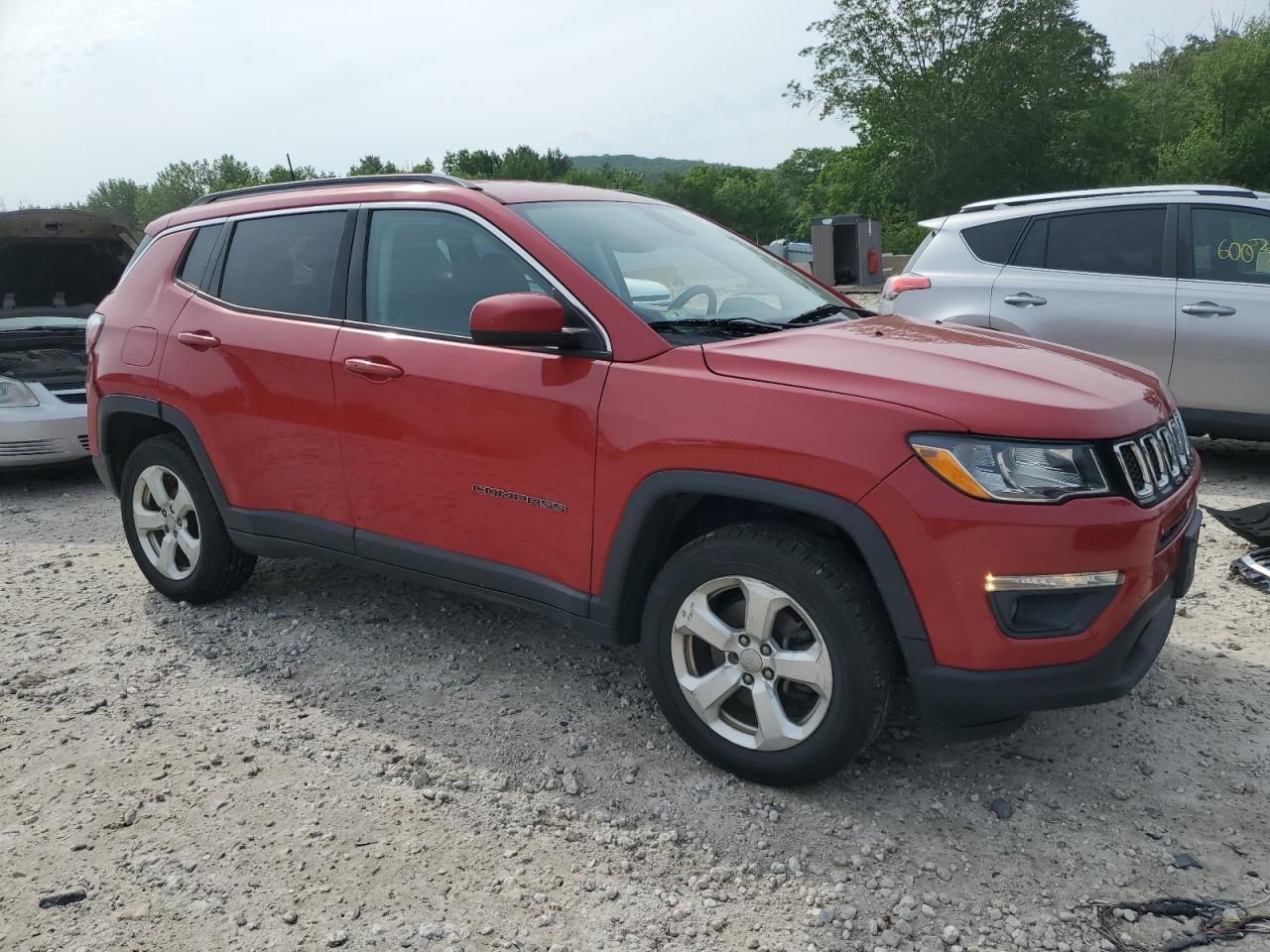 2017 Jeep Compass Latitude - Image 4