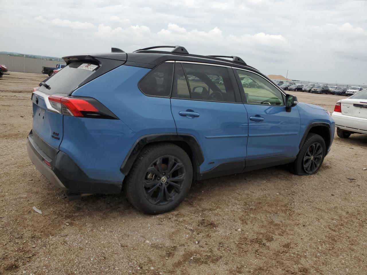 2022 Toyota Rav4 Xse - Image 3