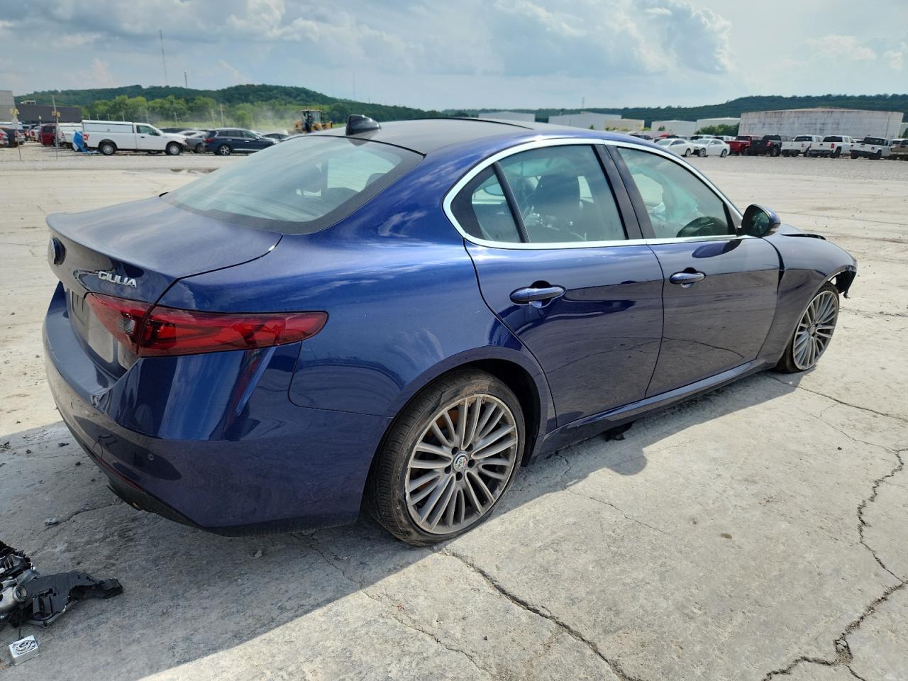2017 Alfa Romeo Giulia Ti Q4 - Image 3