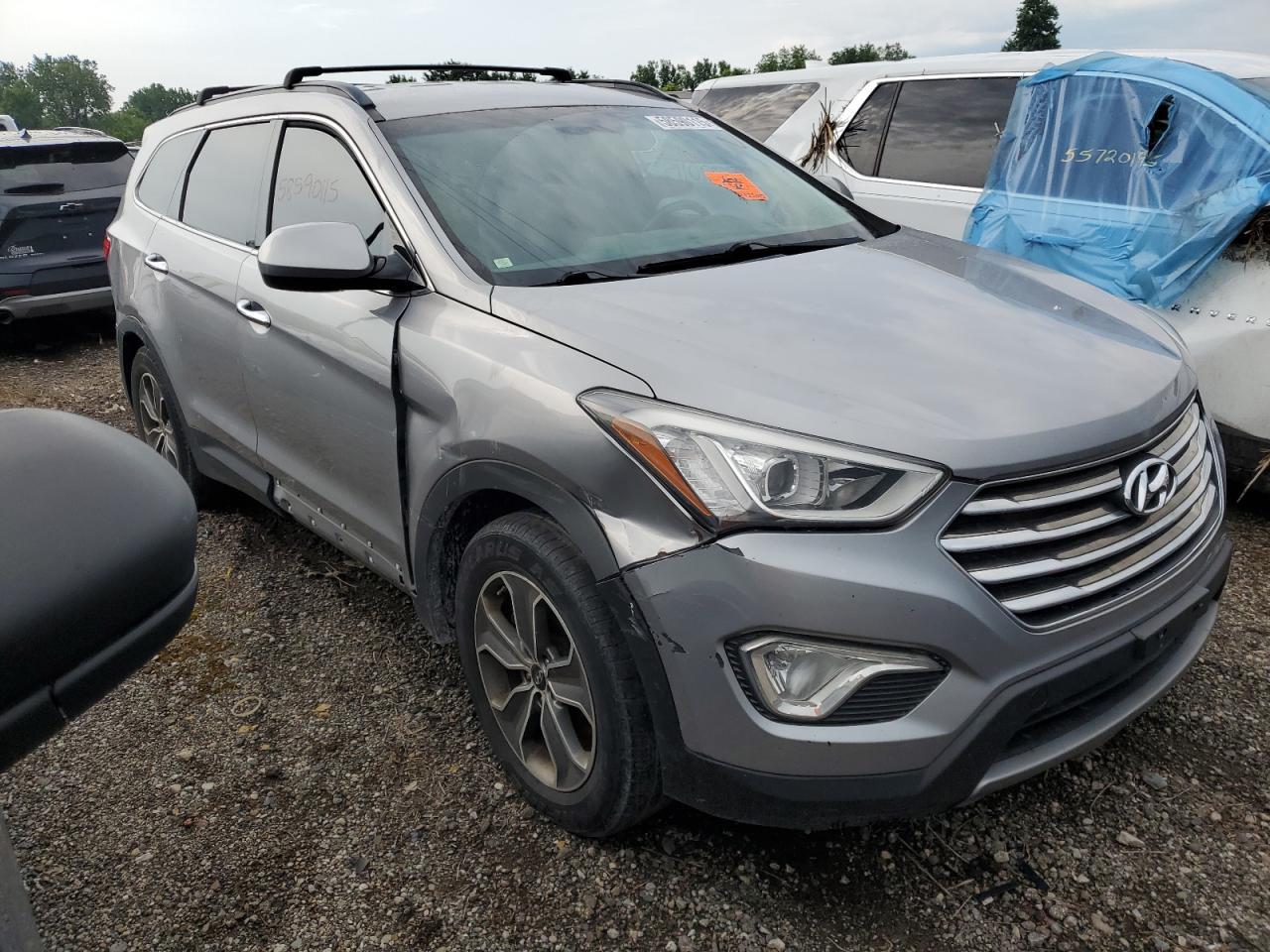 2013 Hyundai Santa Fe Gls - Image 4