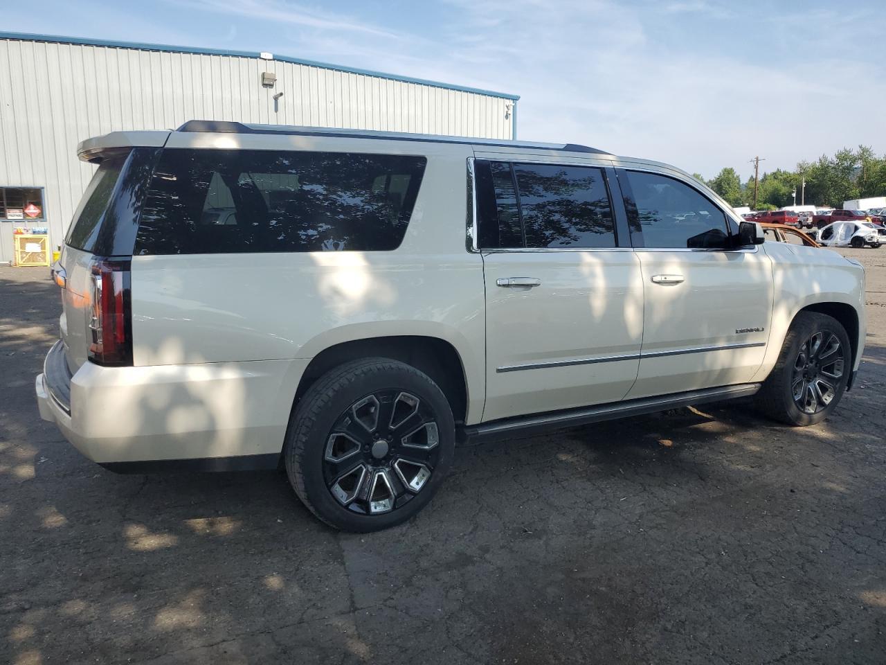 2015 GMC Yukon Xl Denali - Image 3