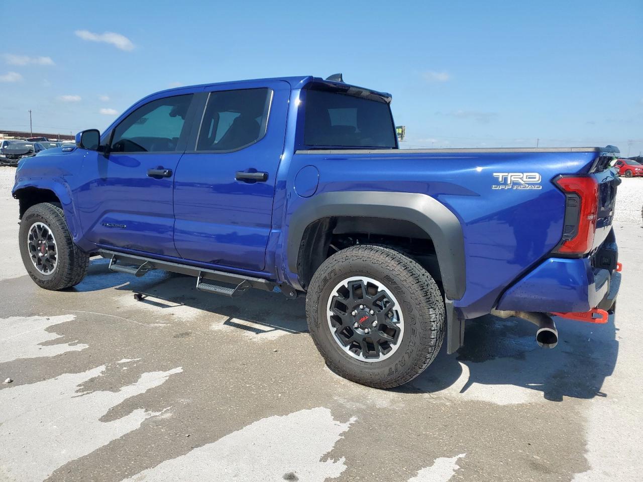 2025 Toyota Tacoma Double Cab - Фото 2