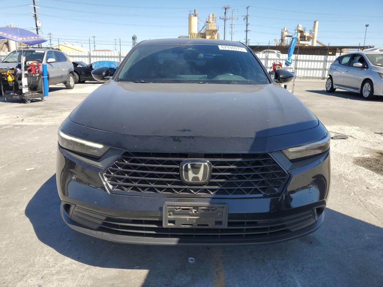 2024 Honda Accord Hybrid Sport - Image 5