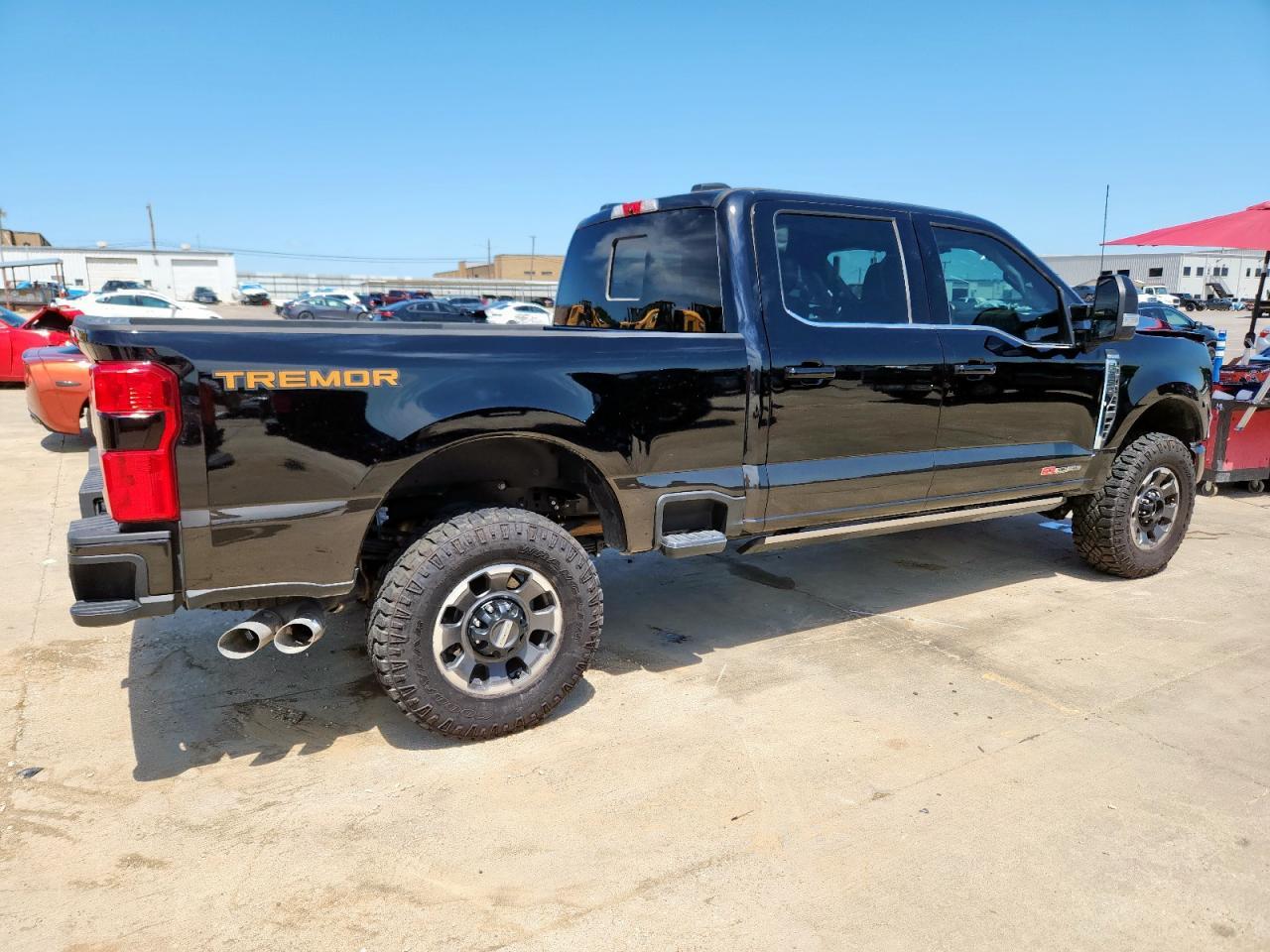 2024 Ford F250 Super Duty - Фото 3