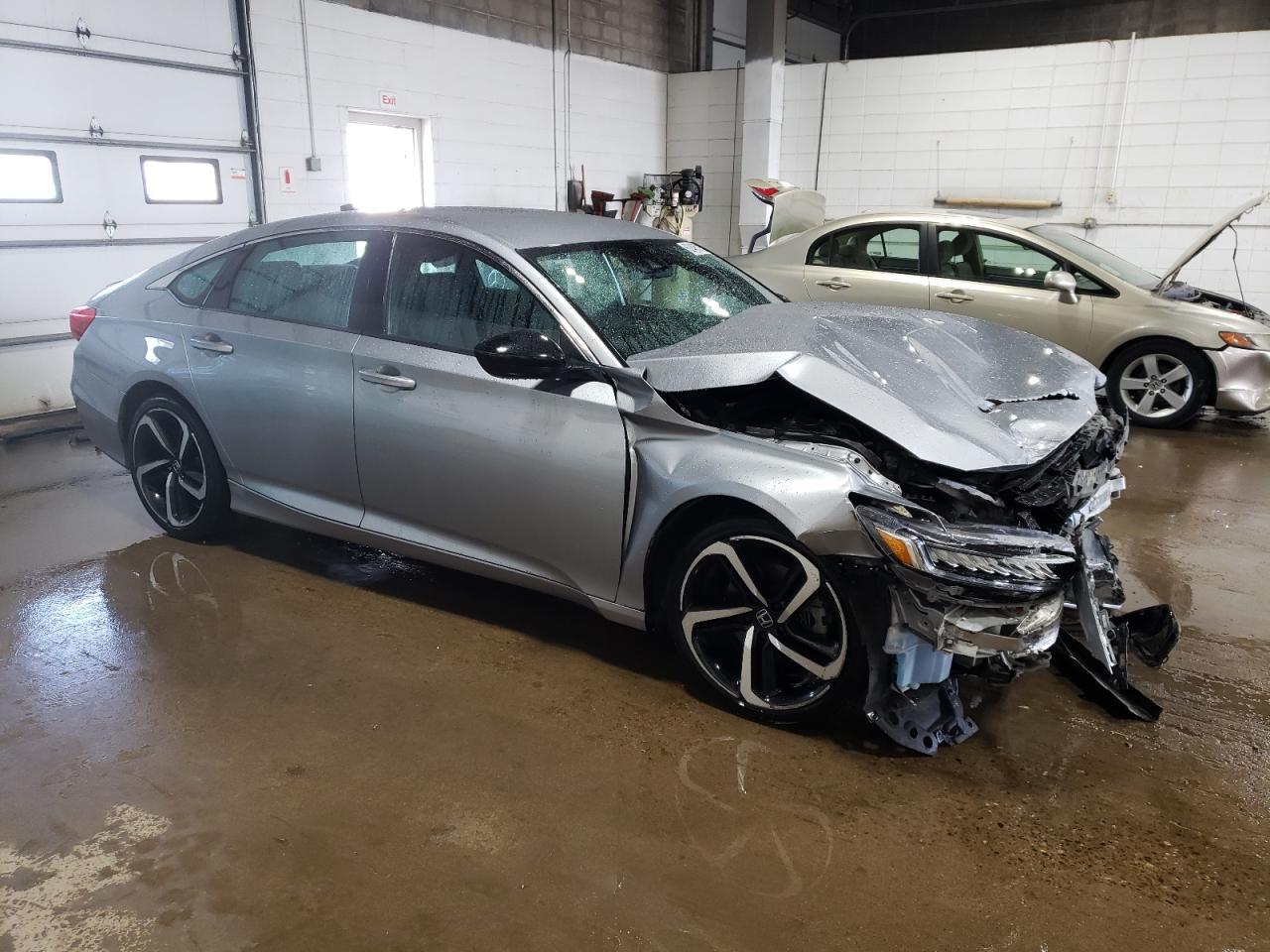 2022 Honda Accord Sport - Image 4