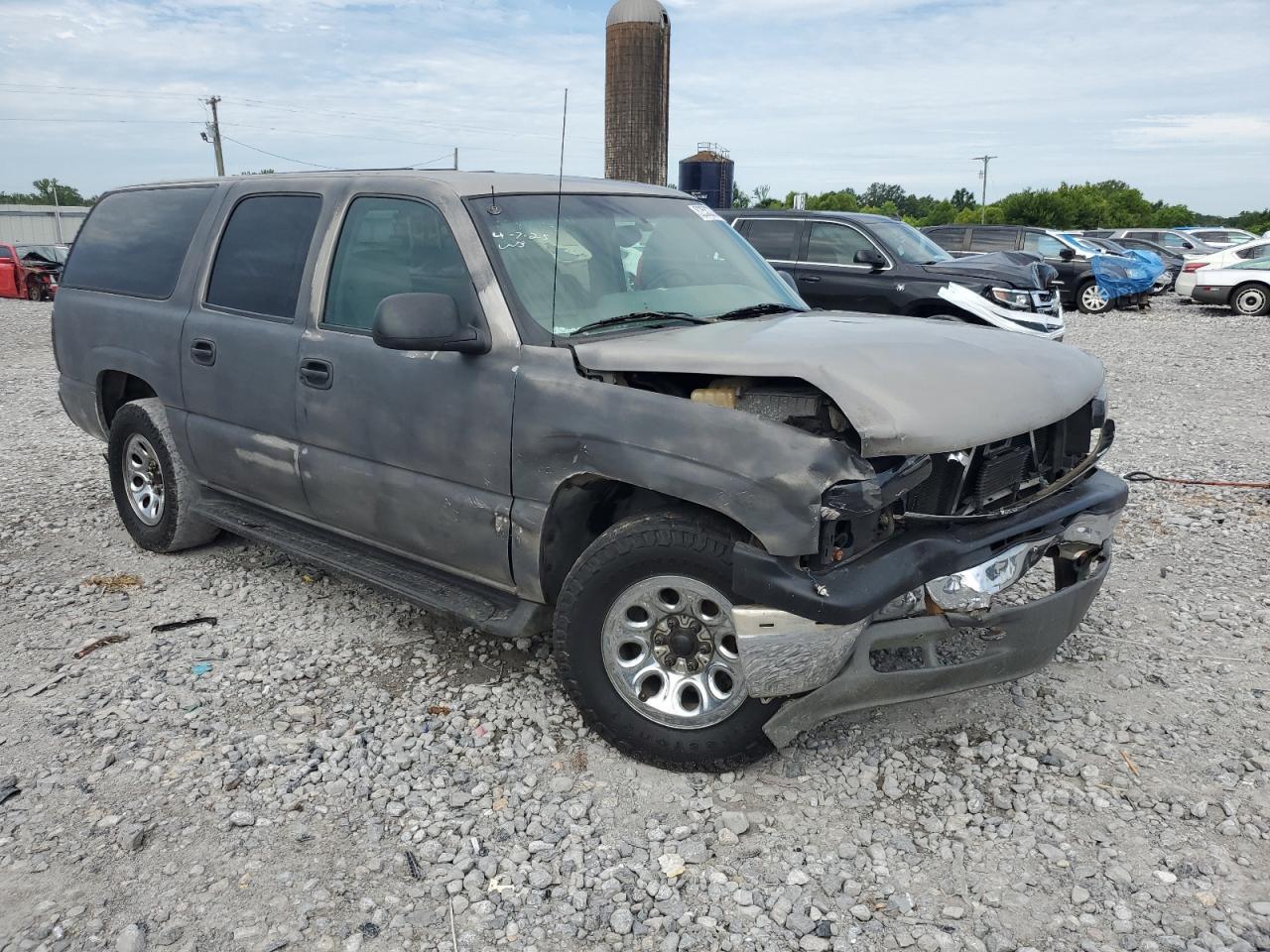 2002 Chevrolet Suburban - Фото 4