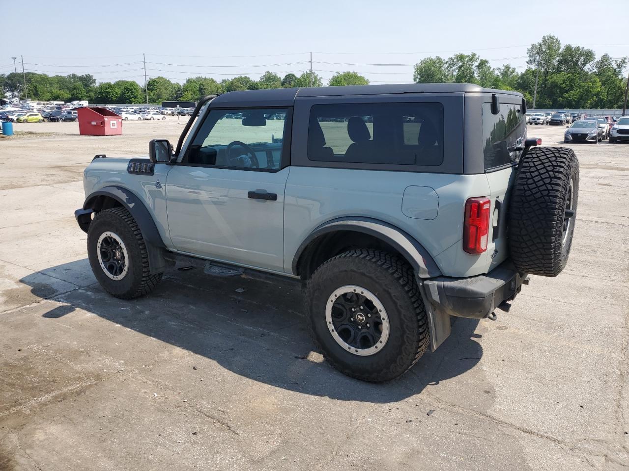 2024 Ford Bronco Black Diamond - Image 2