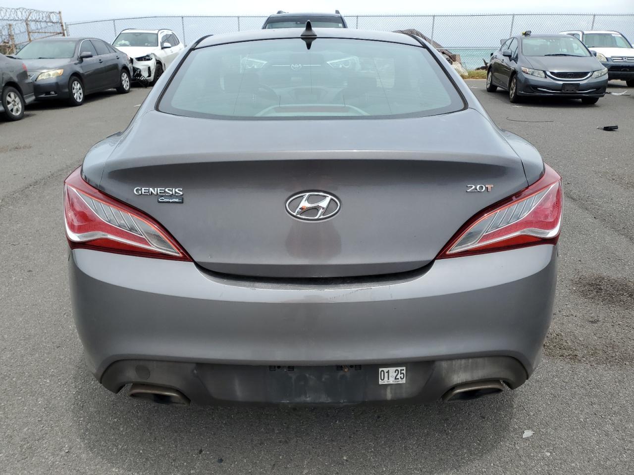 2013 Hyundai Genesis Coupe 2.0T - Image 6